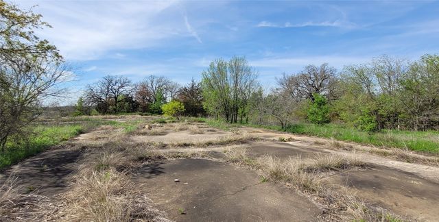 397 Clubhouse Drive, Burleson, TX 76028