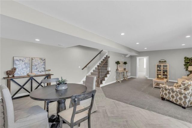 17476 W 163rd Place, Olathe, KS 66062