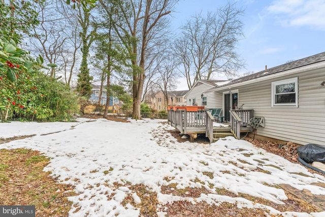 606 MEADOW LN SW, Vienna, VA 22180