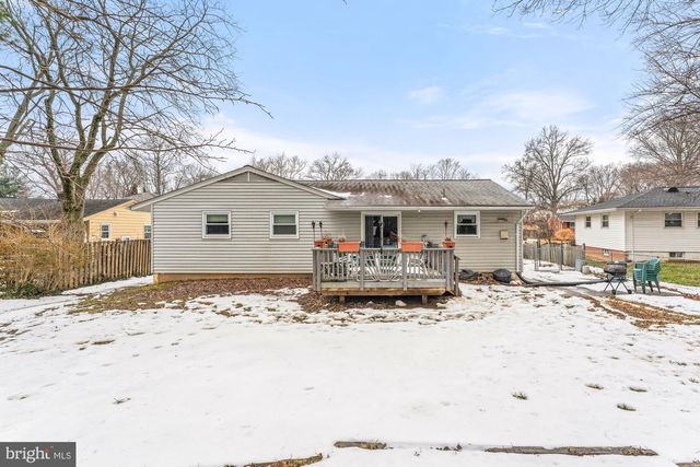 606 MEADOW LN SW, Vienna, VA 22180