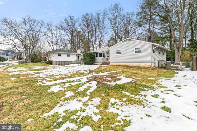 606 MEADOW LN SW, Vienna, VA 22180