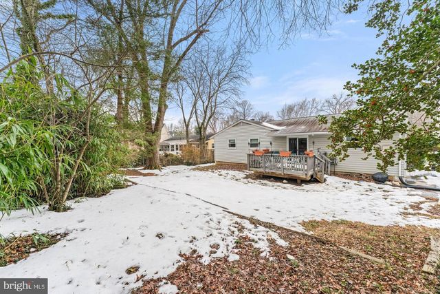 606 MEADOW LN SW, Vienna, VA 22180