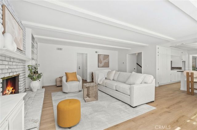 2310 N Linwood, Santa Ana, CA 92705
