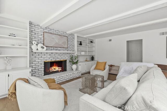2310 N Linwood, Santa Ana, CA 92705