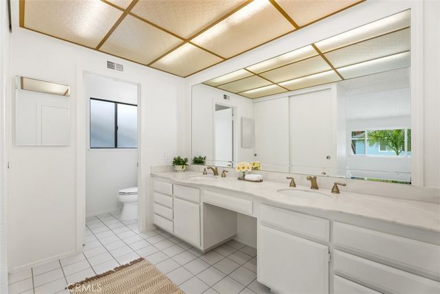 2310 N Linwood, Santa Ana, CA 92705