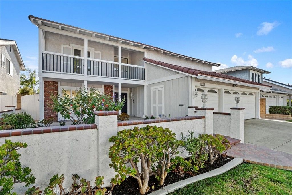 2310 N Linwood, Santa Ana, CA 92705