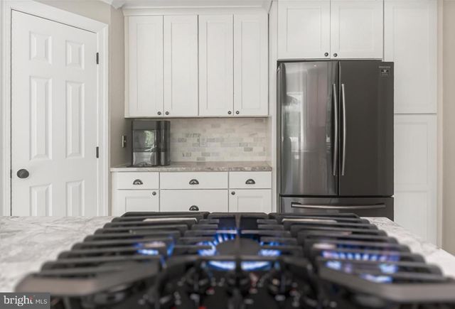15403 MARTINS HUNDRED DR, Centreville, VA 20120