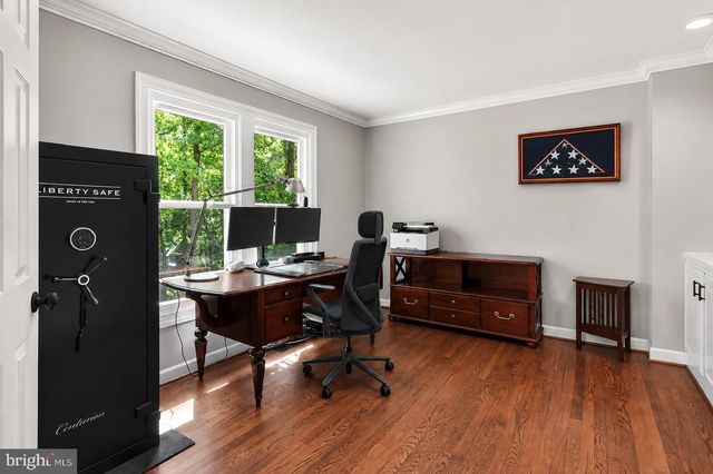 15403 MARTINS HUNDRED DR, Centreville, VA 20120