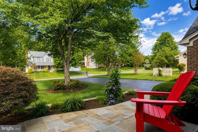 15403 MARTINS HUNDRED DR, Centreville, VA 20120