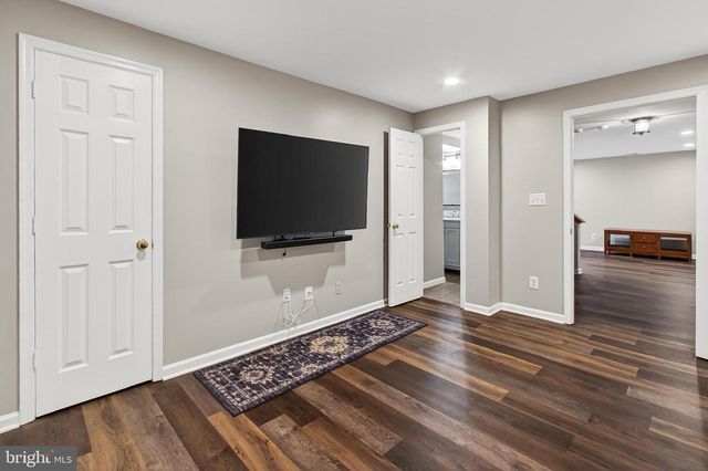 15403 MARTINS HUNDRED DR, Centreville, VA 20120