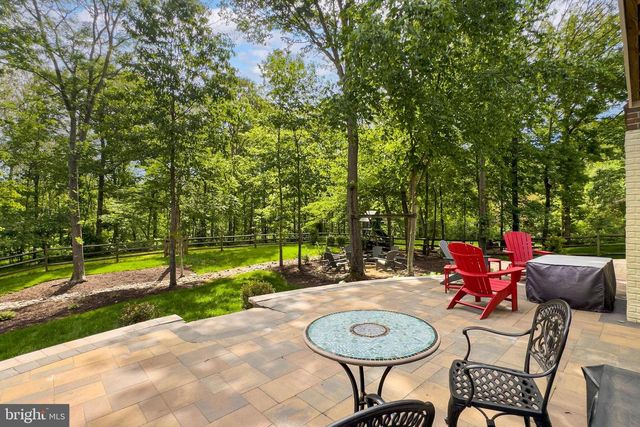 15403 MARTINS HUNDRED DR, Centreville, VA 20120