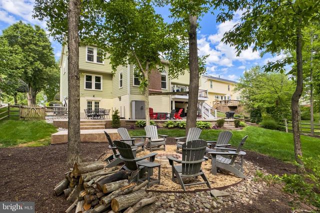 15403 MARTINS HUNDRED DR, Centreville, VA 20120