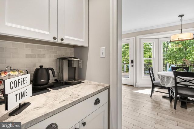 15403 MARTINS HUNDRED DR, Centreville, VA 20120