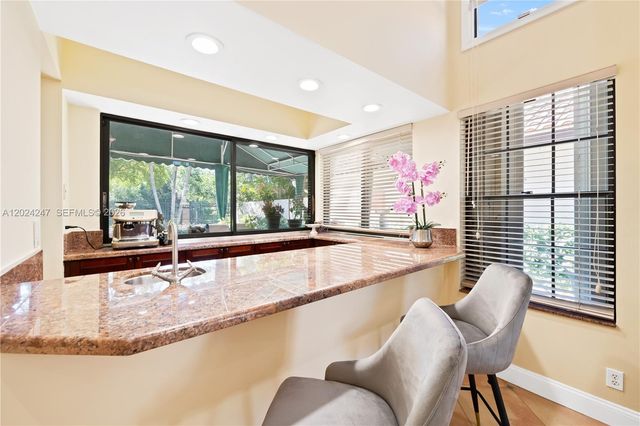 21718 Club Villa Ter, Boca Raton, FL 33433
