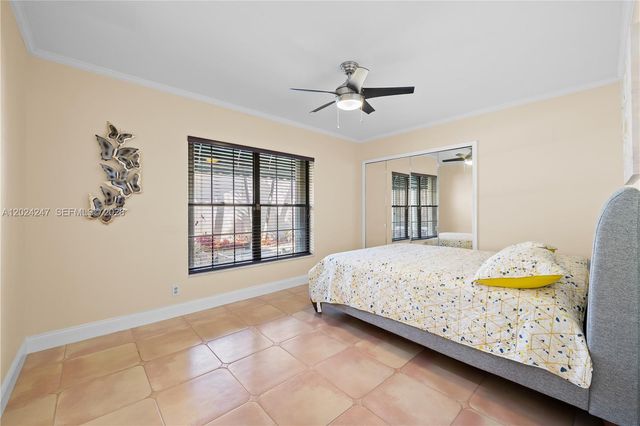 21718 Club Villa Ter, Boca Raton, FL 33433