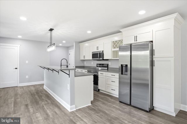 1357 N ROYAL AVENUE, Front Royal, VA 22630