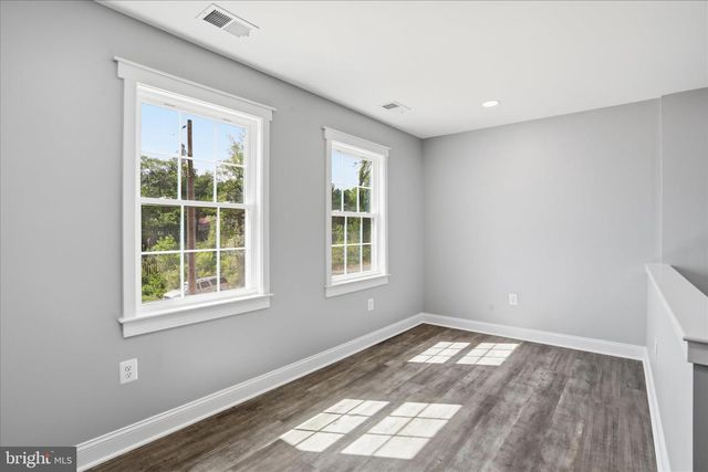 1357 N ROYAL AVENUE, Front Royal, VA 22630