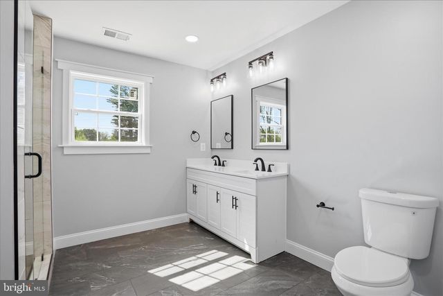 1357 N ROYAL AVENUE, Front Royal, VA 22630