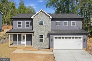 1357 N ROYAL AVENUE, Front Royal, VA 22630