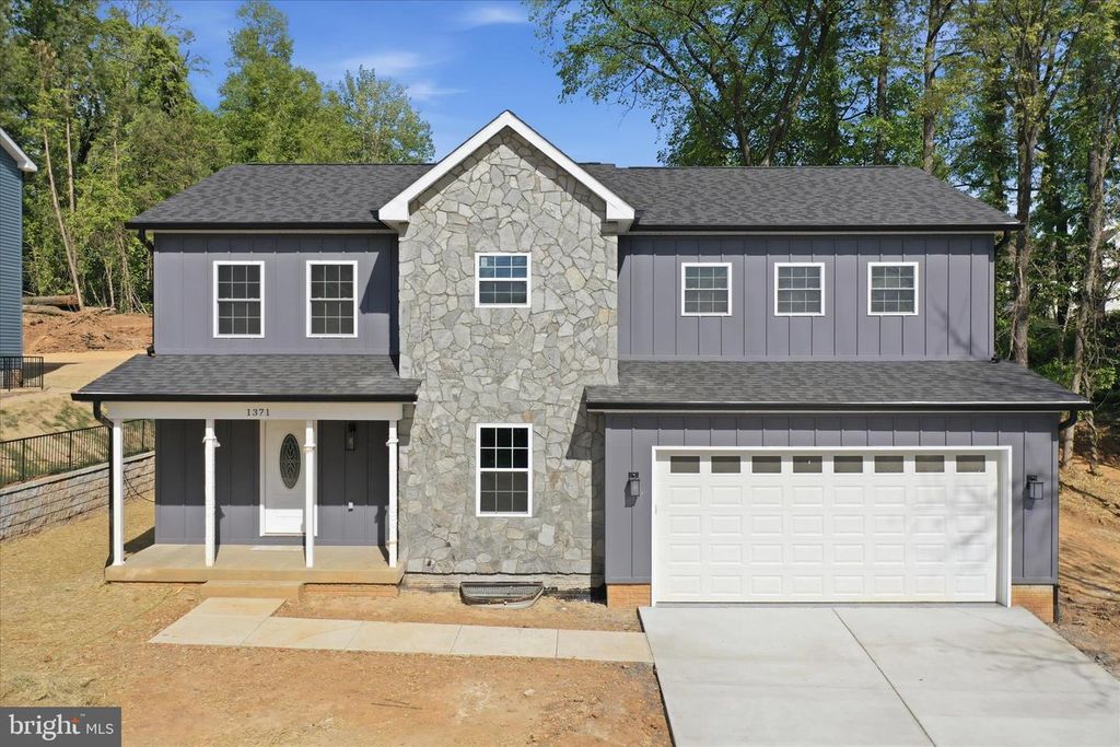 1357 N ROYAL AVENUE, Front Royal, VA 22630