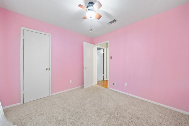 2302 Old Oak Lane, Kingwood, TX 77339