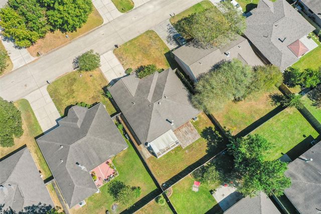 2302 Old Oak Lane, Kingwood, TX 77339