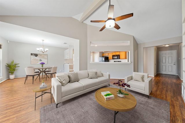 2302 Old Oak Lane, Kingwood, TX 77339