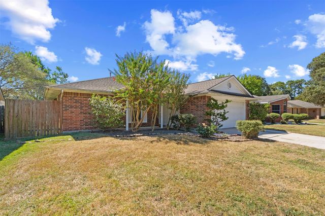 2302 Old Oak Lane, Kingwood, TX 77339