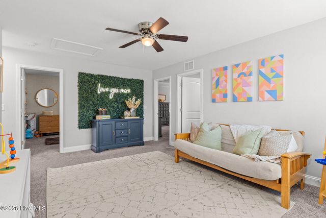 513 Saratoga Road, Sneads Ferry, NC 28460