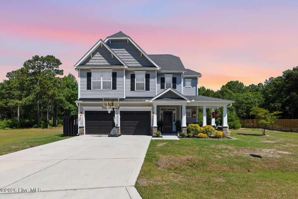 513 Saratoga Road, Sneads Ferry, NC 28460