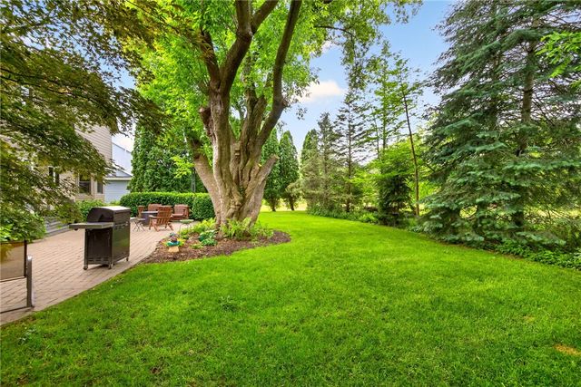 54 Random Knolls Drive, Penfield, NY 14526