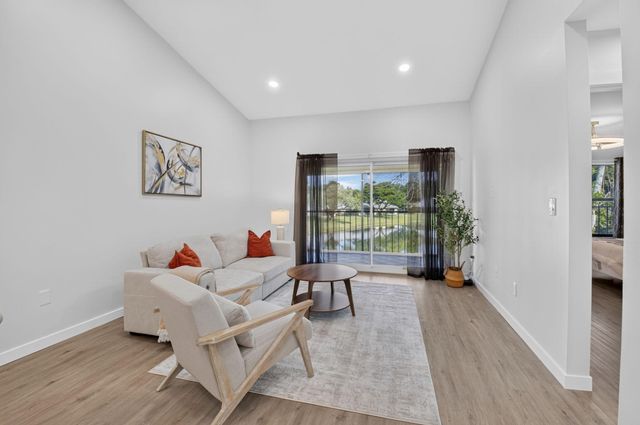 8342 E Boca Glades Boulevard 234, Boca Raton, FL 33434