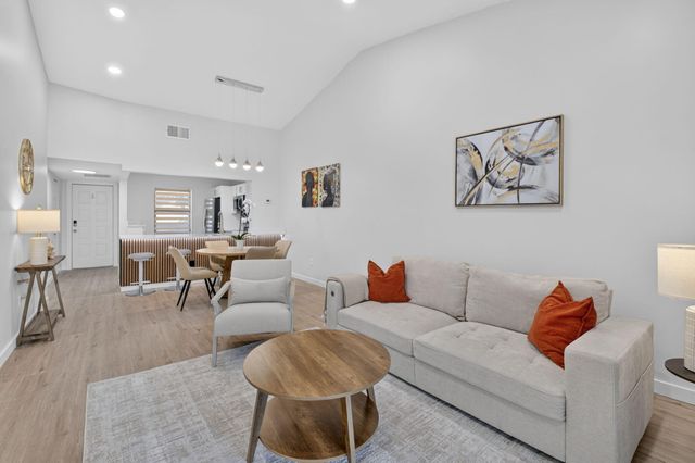 8342 E Boca Glades Boulevard 234, Boca Raton, FL 33434