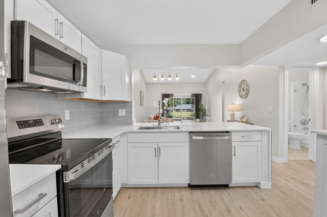 8342 E Boca Glades Boulevard 234, Boca Raton, FL 33434