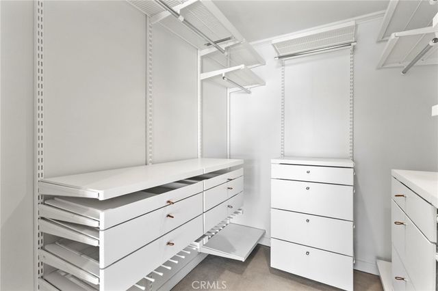 159 W Green, Pasadena, CA 91105