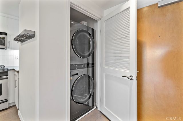 159 W Green, Pasadena, CA 91105