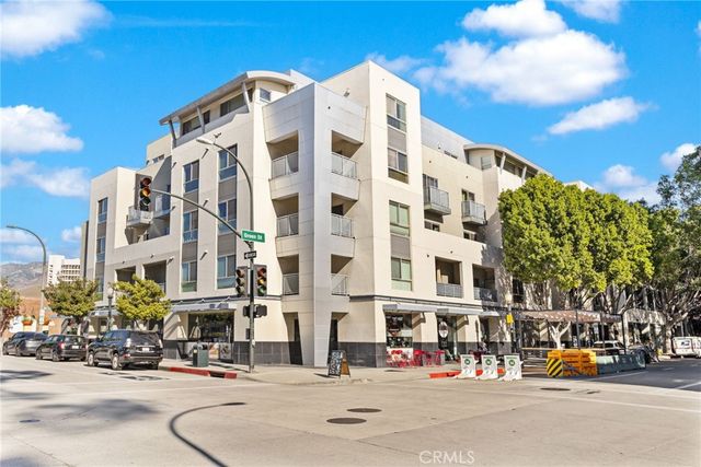 159 W Green, Pasadena, CA 91105