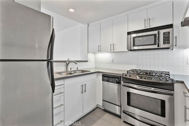 159 W Green, Pasadena, CA 91105