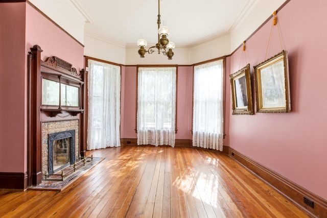 1116 Church Street, Galveston, TX 77550