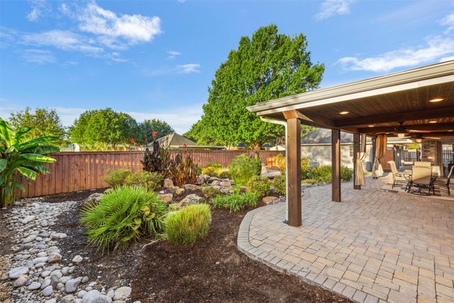 206 Cripple Creek Road, Glenn Heights, TX 75154
