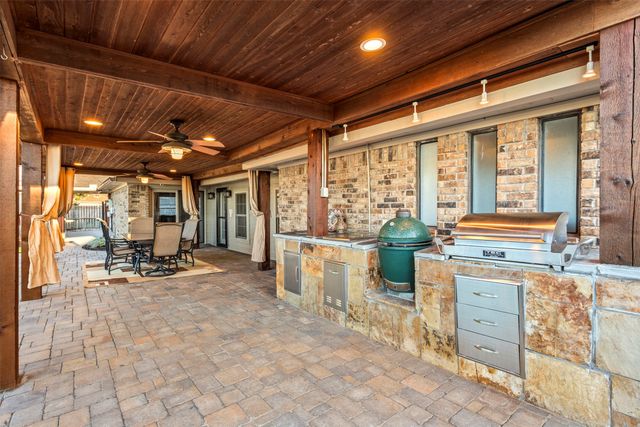 206 Cripple Creek Road, Glenn Heights, TX 75154