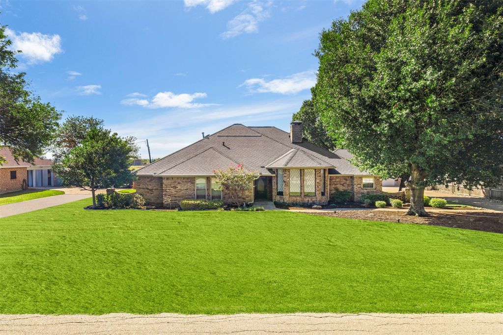 206 Cripple Creek Road, Glenn Heights, TX 75154
