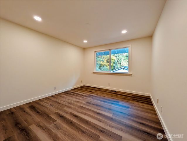 1135 147th Pl NE, Bellevue, WA 98007