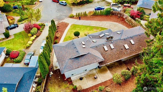 1135 147th Pl NE, Bellevue, WA 98007