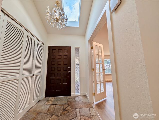 1135 147th Pl NE, Bellevue, WA 98007