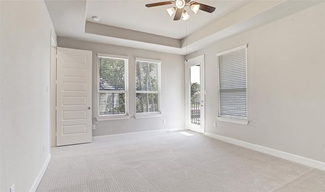 294 Peninsula Point Drive, Montgomery, TX 77356