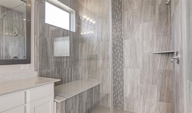 294 Peninsula Point Drive, Montgomery, TX 77356