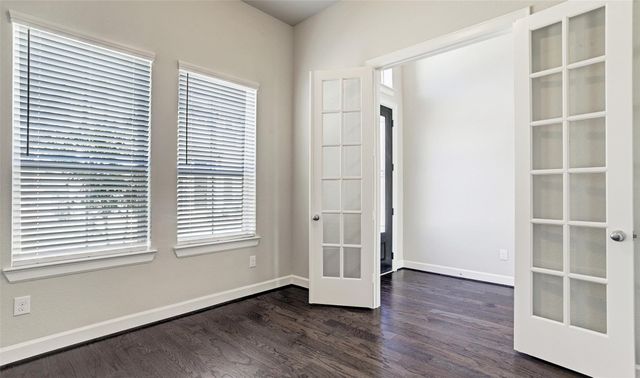 294 Peninsula Point Drive, Montgomery, TX 77356