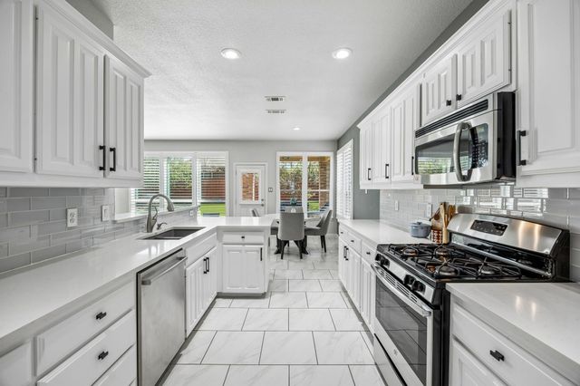 3032 San Fernando Drive, Fort Worth, TX 76177