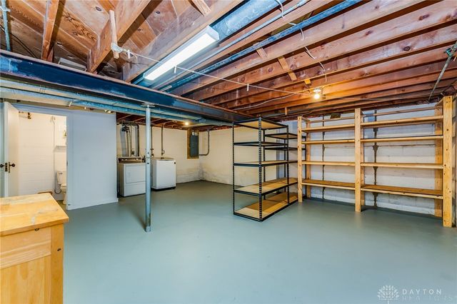 4841 Ridgewood Road, Springfield, OH 45503